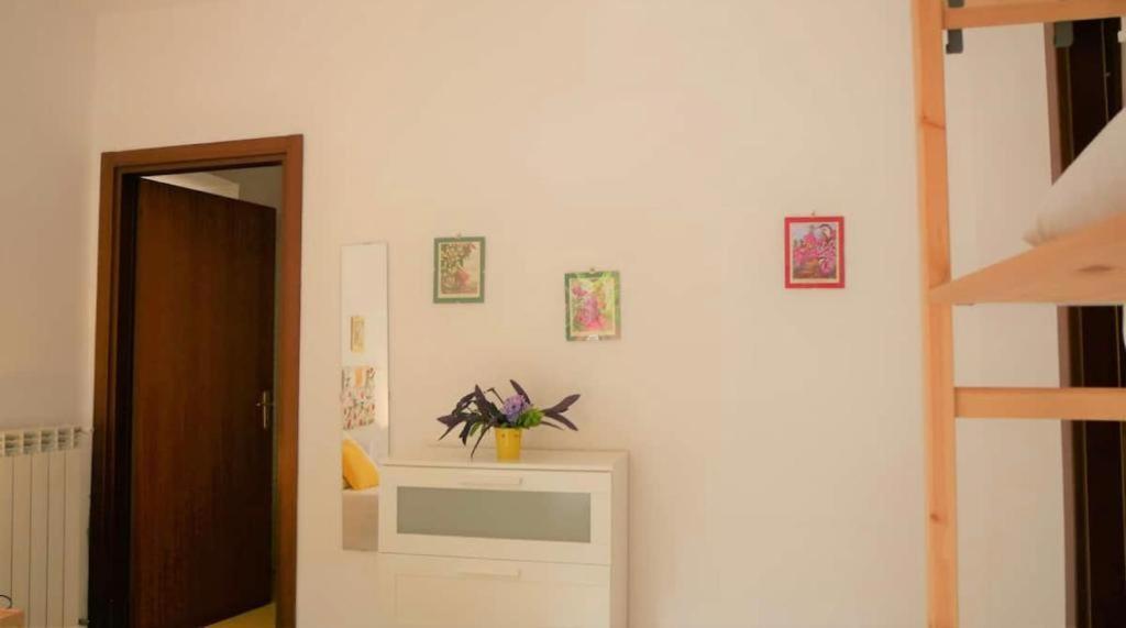 House With Garden And Parking Space In Mergellina Nápoles Exterior foto